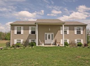 117 Loosahatchie Dr, Lake Waynoka, OH 45171