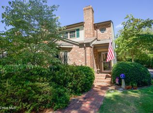 259 E New York Ave, Southern Pines, NC 28387