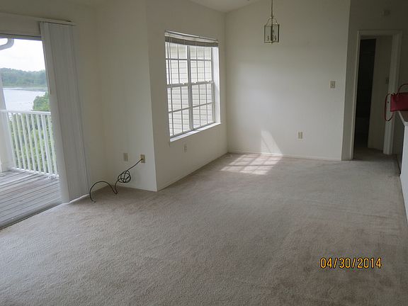 2living room_05112016