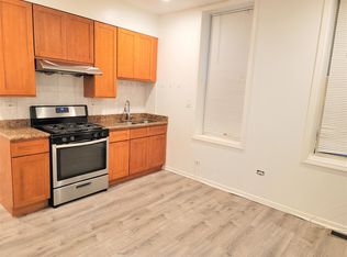 3121 S Lowe Ave #1R, Chicago, IL 60616