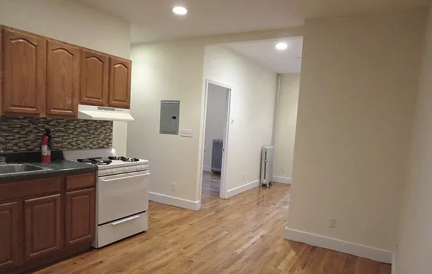 Rented by Compass | media 44