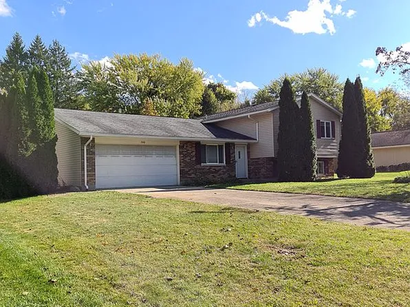 396 Towncrest Dr, Dayton, OH 45434