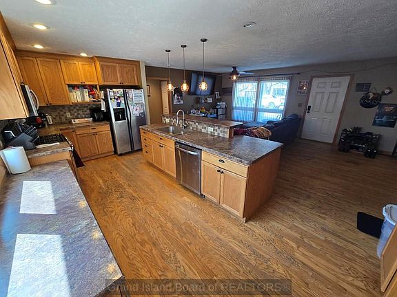 4th image of 3107-3107 Midway Rd