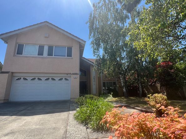 340 Jacaranda Dr