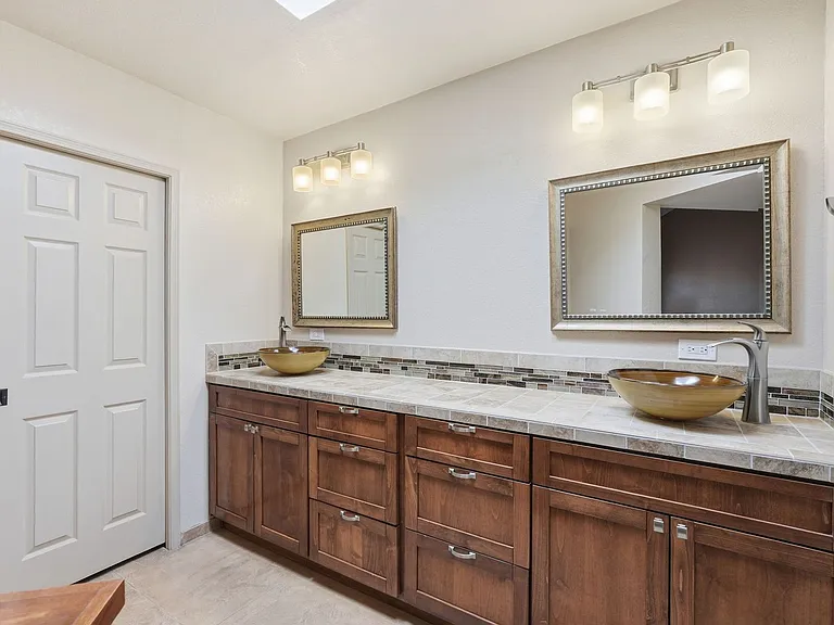 4380 N Camino De Carrillo — Photo 34