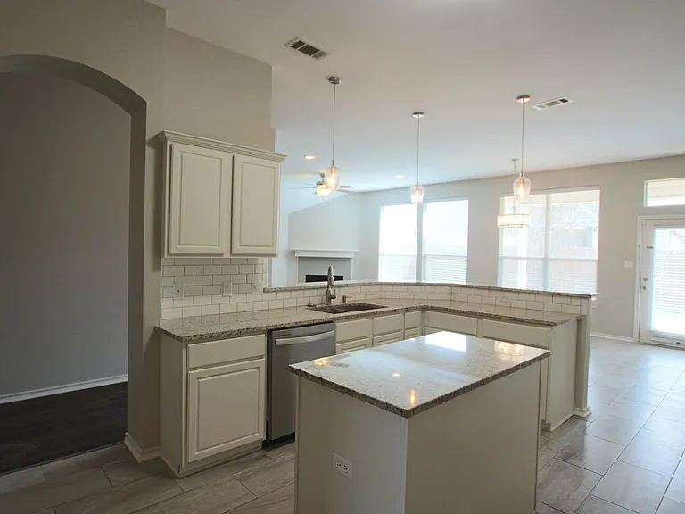 6021 Morning Mist Dr — Photo 15