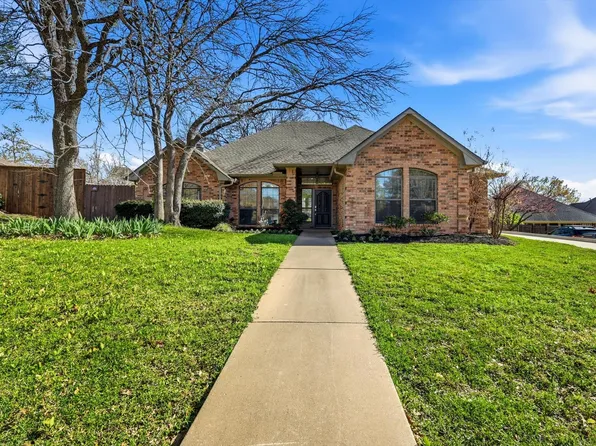 724 Smokerise Cir, Denton, TX 76205