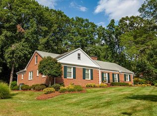 3301 Mill Pond Rd, Charlotte, NC 28226