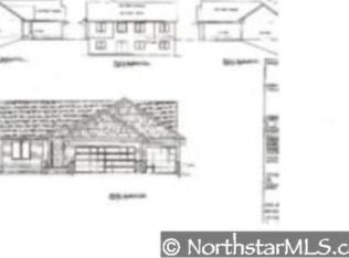 2571 Coldwater Xing, Mayer, MN 55360