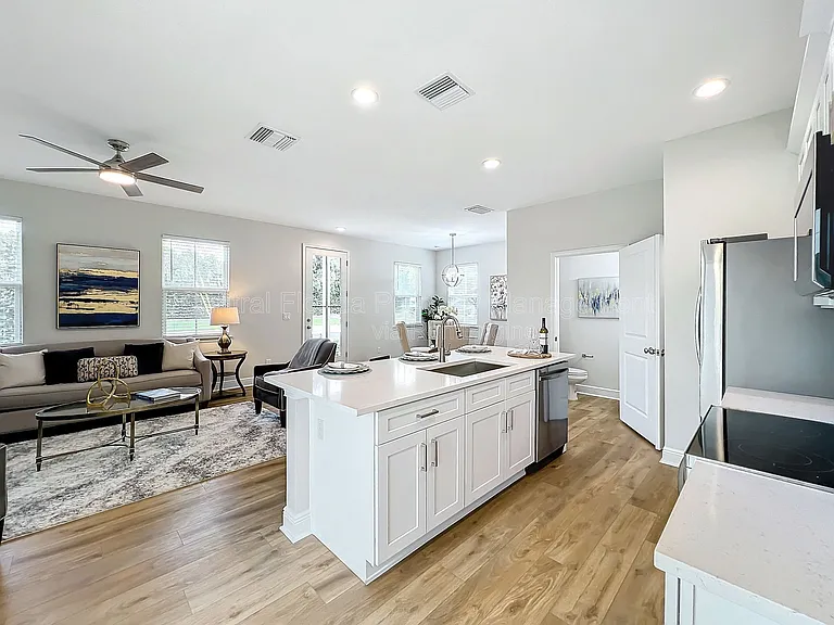 2250 S Bumby Ave #200 — Photo 7