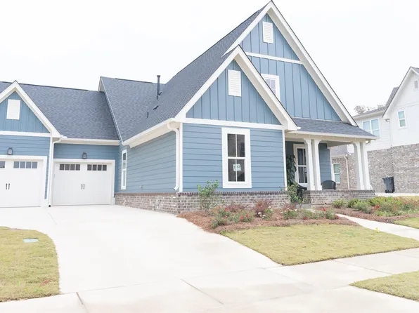1208 Tower Ln, Hoover, AL 35244
