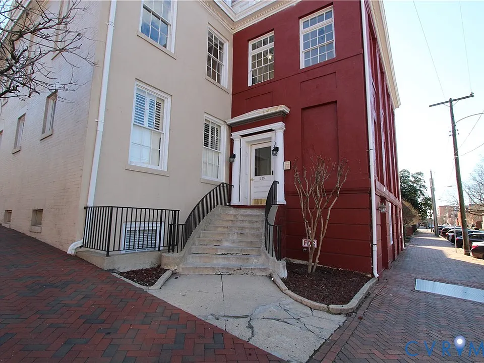 219 N 19th St #U31