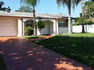 9411 Ledgestone Ln, Port Richey, FL 34668