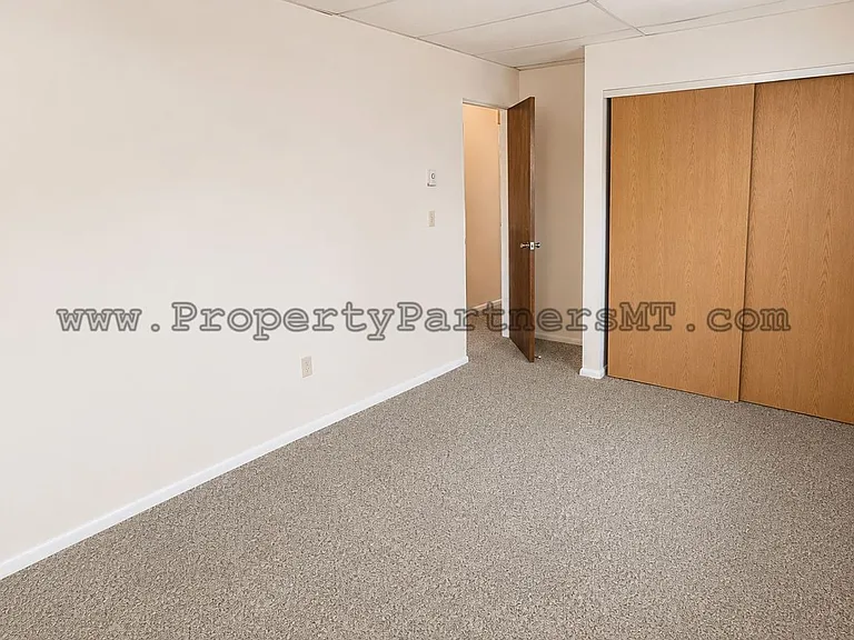 311 S 15th Ave — Photo 12