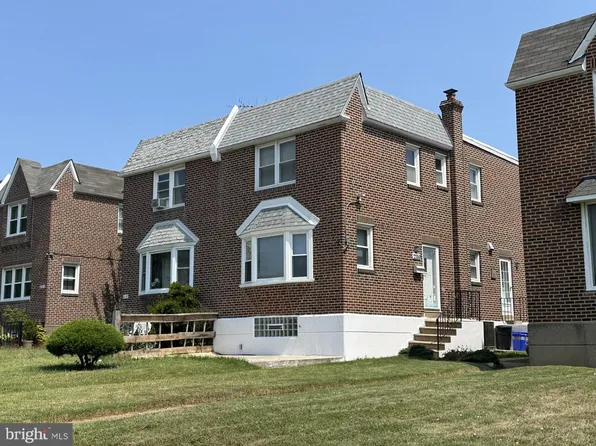 2139 Loney St, Philadelphia, PA 19152