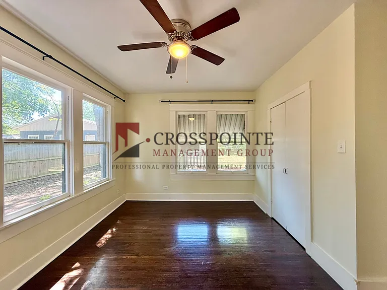 431 S College Ave — Photo 12