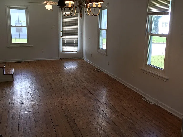 128 N Union St — Photo 7