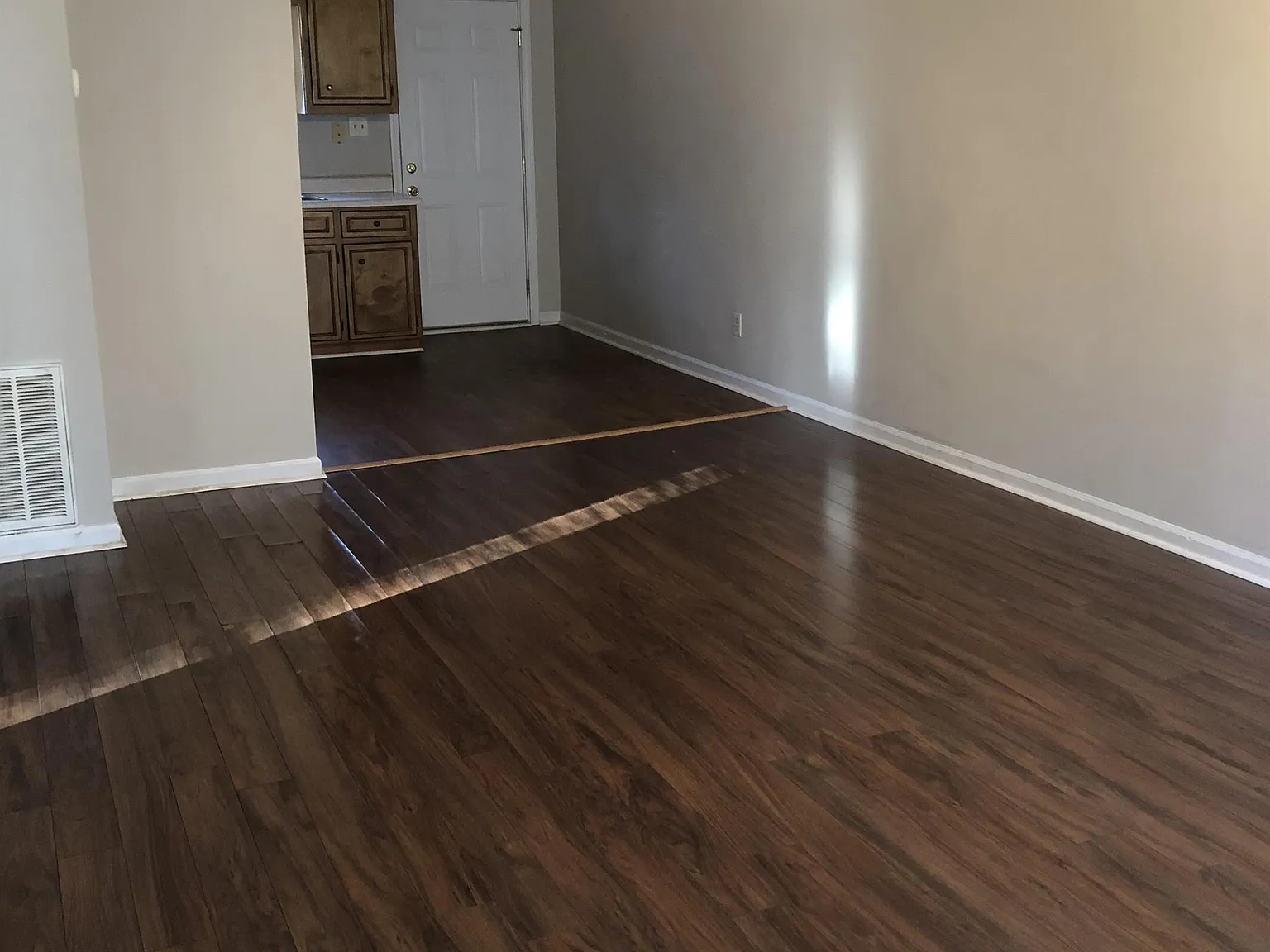 1001 West Hancock Street - B — Photo 3