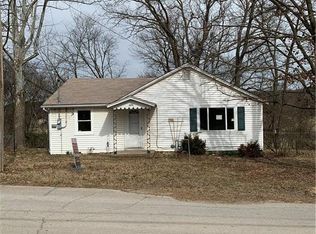 626 Flickinger St, Sulphur Springs, AR 72768