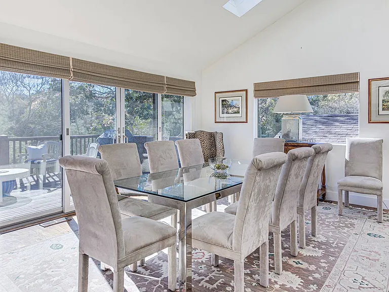 4 Blackwatch Ct — Photo 12