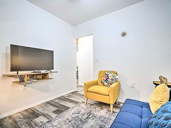 3rd image of 3804 Alabama St
