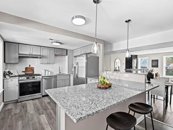 38 Stock St #38, Dorchester, MA 02122