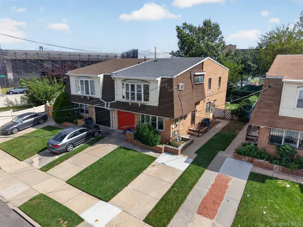 305 127th Street, College Point, NY 11356