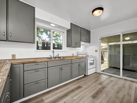 3rd image of 70 Lupoyoma Avenue