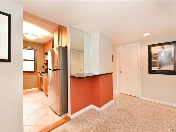 3rd image of 1 TERRACE Circle #3-F