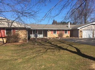 361 E Burdick Rd, Chesterton, IN 46304