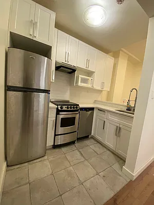 Rented by Voro NYC | media 19