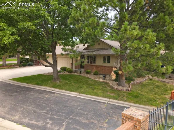 113 Miramar Dr, Colorado Springs, CO 80906