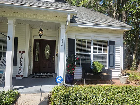 3rd image of 568 Pointe Of Oaks Rd