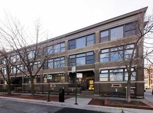 561 W Aldine Ave APT 3W, Chicago, IL 60657