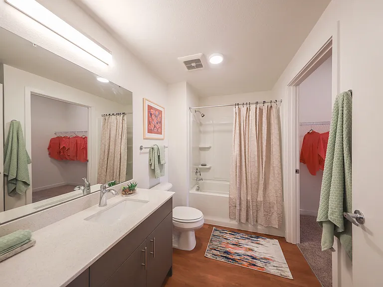 Hana Apartments — Photo 13