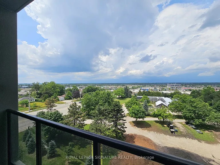 1878 Gordon St #506 — Photo 2
