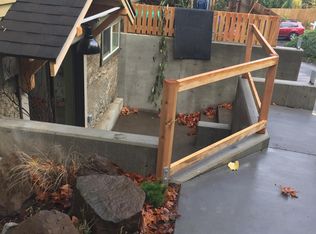 1109 SE 72nd Ave, Portland, OR 97215