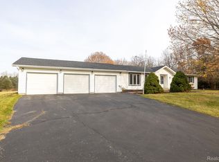 7236 N Territorial Rd, Dexter, MI 48130
