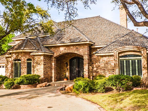 2nd image of 5420 Basswood Cir