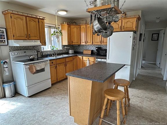 4th image of 1019 Bloomfield Ridge Rd