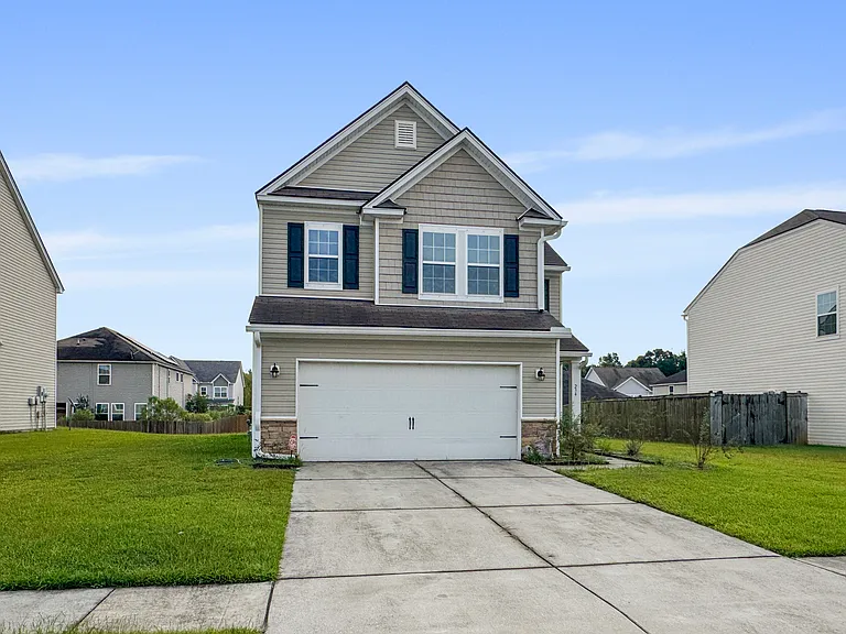 234 Wathen Dr — Photo 1