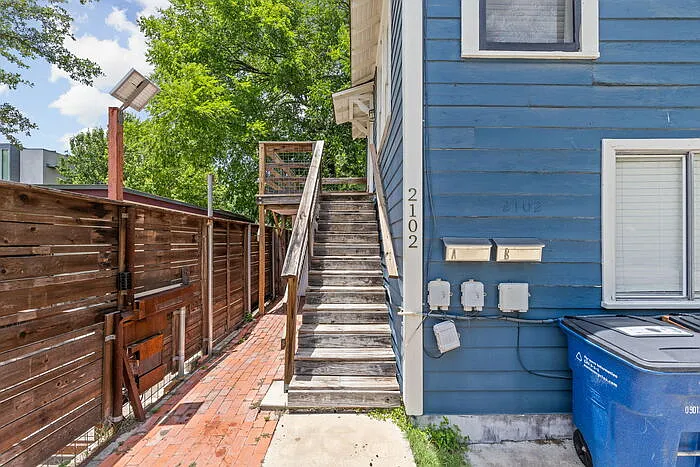 1 bed, 1.0 bath, 621 sqft, $1,575 — Photo 2