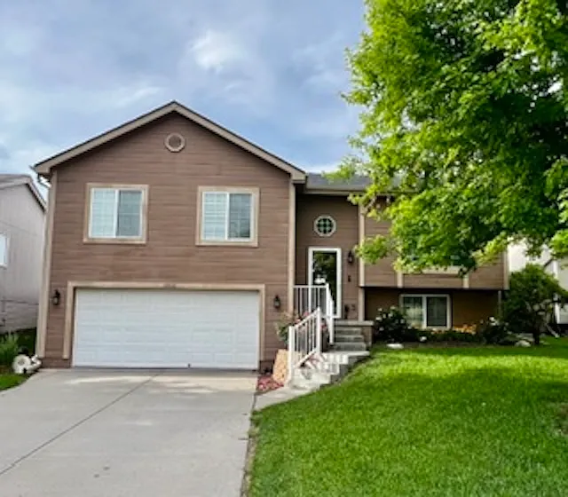 16868 Camden Ave — Photo 1