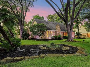 3850 Woodbriar Dr, Houston, TX 77068