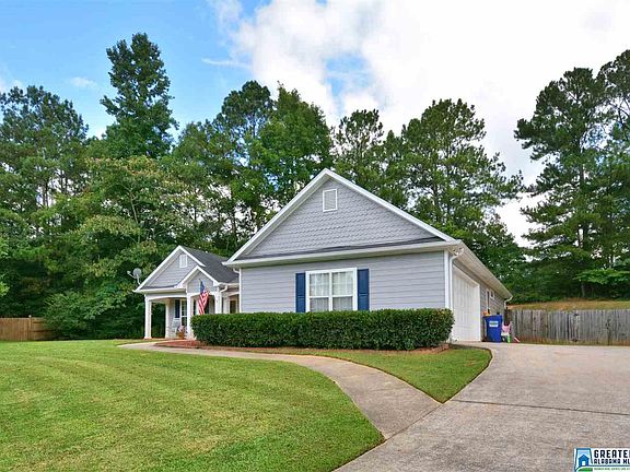 3rd image of 106 Woodland Cir