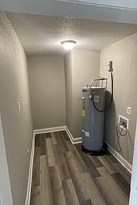 4th image of 218 Homewood Pl