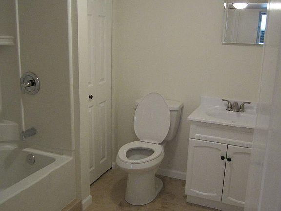 3rd image of 719 Park St #B