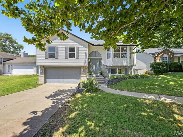 103 Heron Ct, Saint Peters, MO 63376