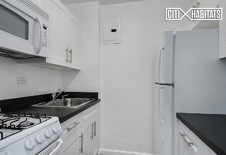 1st image of 320 E 58th St APT 4G