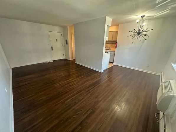 (undisclosed Address)